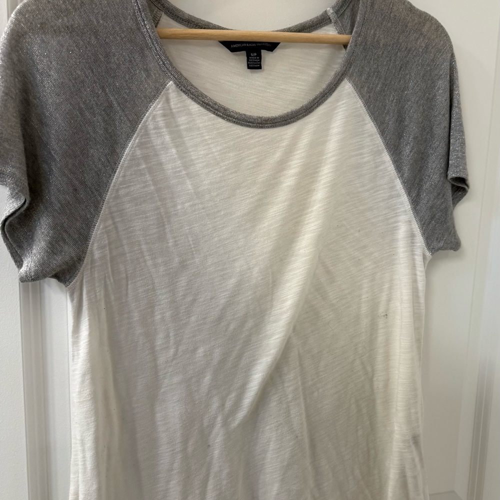 American Eagle Gray and White Raglan Tee